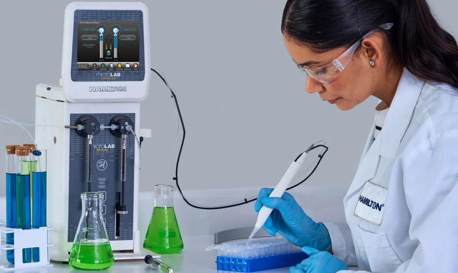 Altium International: Obr.1. Systém Hamilton MicroLab řady 600.