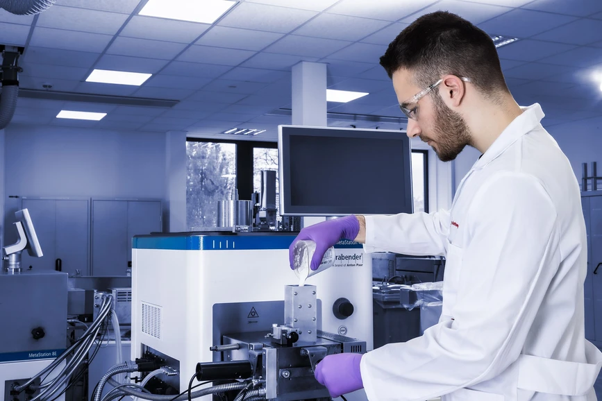 Anton Paar: Brabender MetaStation modulární momentový reometr.