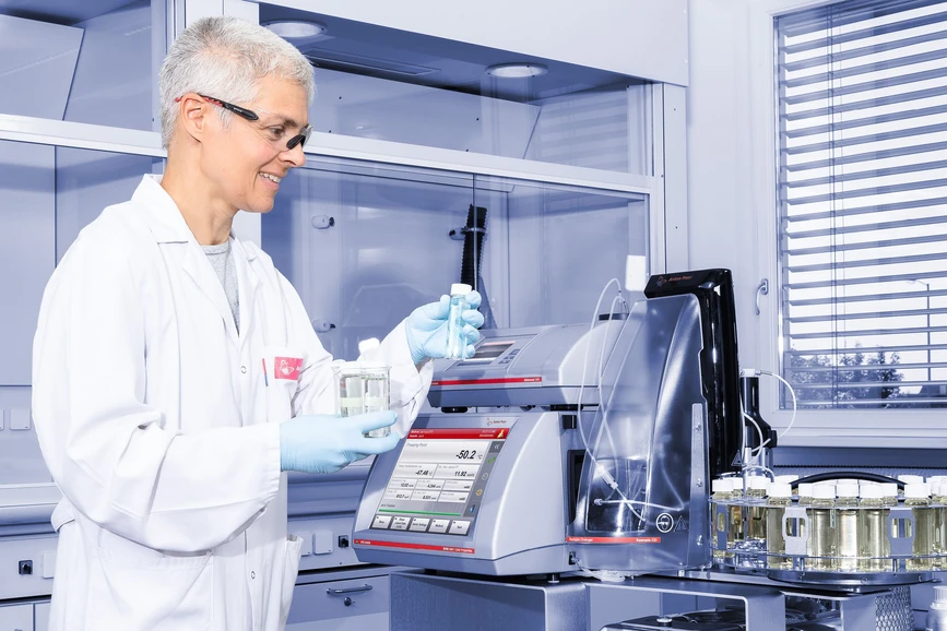 Anton Paar: Letecké palivo - multiparametrový měřicí systém.