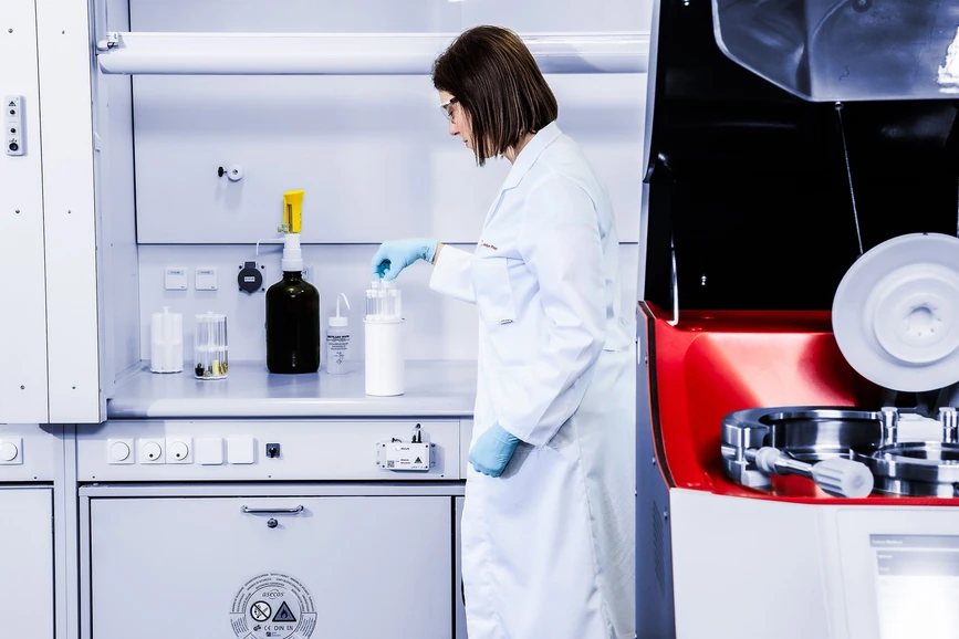 Anton Paar: Anton Paar Multiwave 7101-7301-7501 systém pro mikrovlnný rozklad.