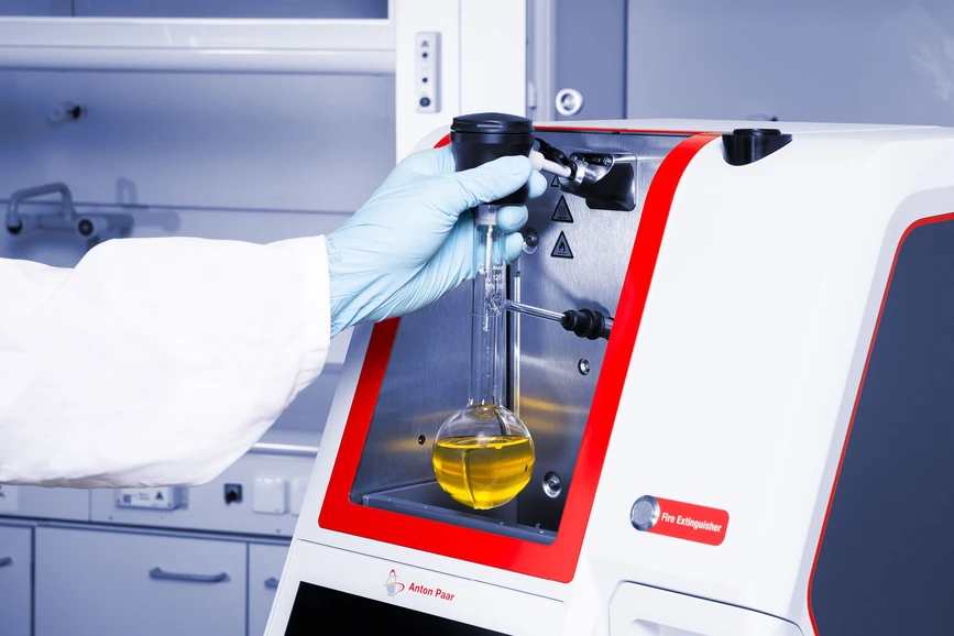 Anton Paar CZ: Anton Paar Diana 300 700 - sample preparation.jpg