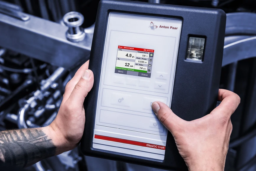 Anton Paar: kombinovaný měřič CO₂ a O₂ CboxQC