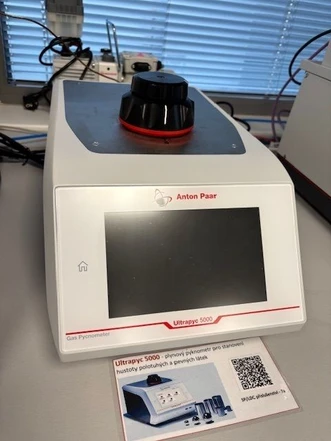 Anton Paar plynový pyknometr Ultrapyc 5000 (Demo)