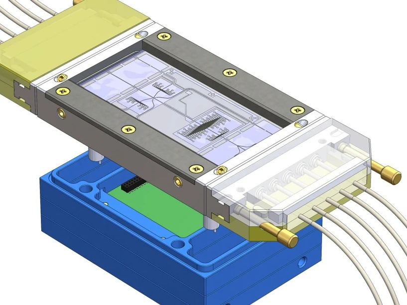 <p>Archiv Katedry analytické chemie UP: Vědci z přírodovědecké fakulty vyvíjí unikátní „stavebnici“ pro mikrofluidiku</p>