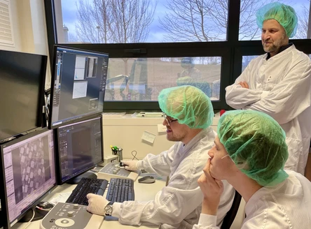 Nová generace magnetických materiálů může překonat limity křemíkových technologií v IT