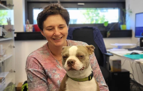 Skleněná alchymie Marie Staré. Recyklát má nová využití.