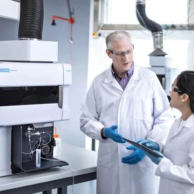 Agilent 5800 ICP-OES (optický emisní spektrometr)