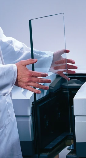 Agilent Cary 4000 UV-Vis spektrofotometr