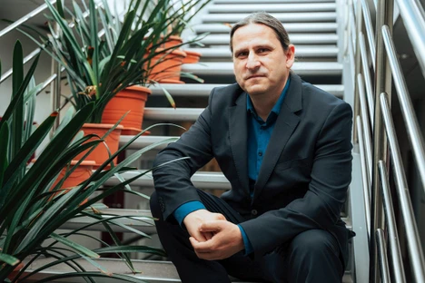 V roli ředitele Ústavu chemie je snahou Petra Táborského vytvořit perspektivní tým, který bude evropsky konkurenceschopný a respektovaný