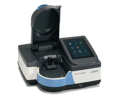 Thermo Scientific GENESYS 50 UV-VIS spektrofotometr