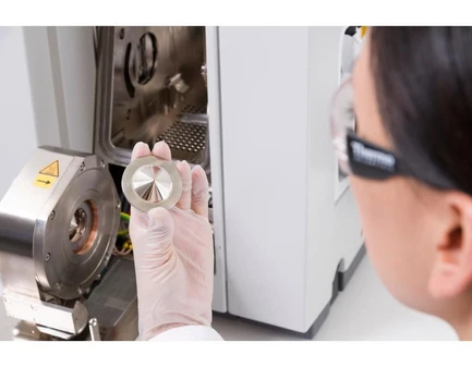 Thermo Scientific iCAP TQ ICP-MS tandemový hmotnostní spektrometr s indukčně vázaným plazmatem