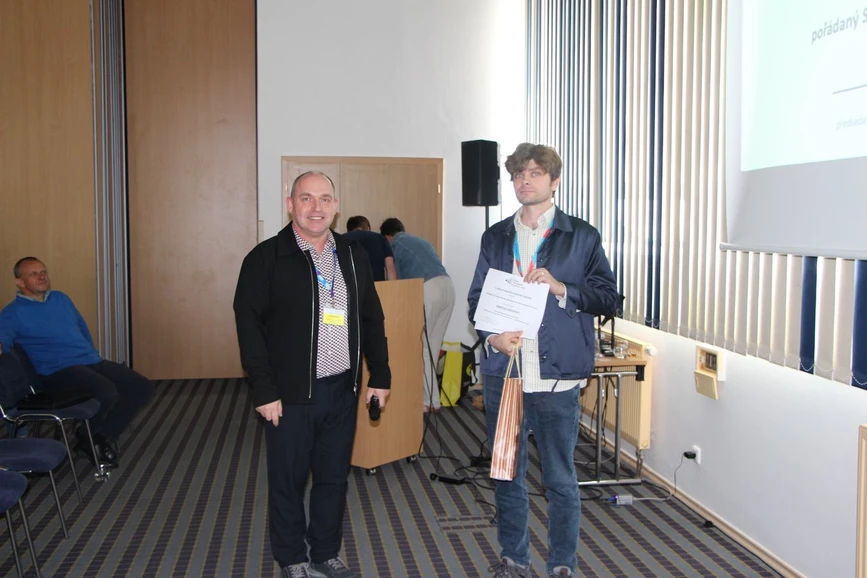 Škola hmotnostní spektrometrie: 26. Škola MS 2025 - Den 5: Výsledky soutěže o nejlepší plakátové sdělení - Anatolii Spesyvyi (1.místo)