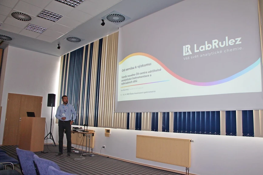Škola hmotnostní spektrometrie: 26. Škola MS 2025 - Od servisu k výzkumu: Vznik nového ČR centra udržitelné analytické instrumentace a náhradních dílů (Ivo Novotný, LabRulez)