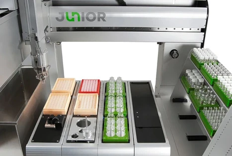 Unchained Labs Junior automatizační platforma