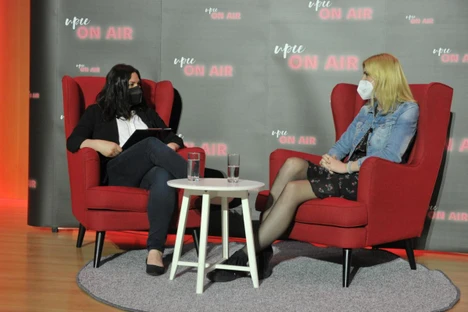 UPCE On Air: Ing. Michaela Chocholoušková, Ph.D. (FChT)