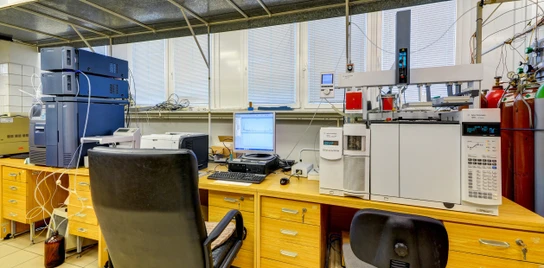 Laboratoř organických a hybridních materiálů (VŠB)