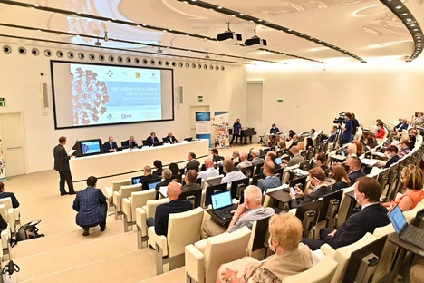 Jak věda a výzkum pomohly v boji s pandemií