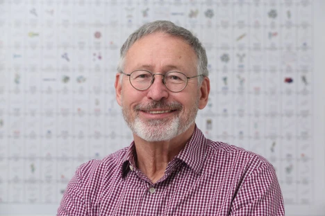 Zdeněk Hostomský: Dáme vám peníze na výzkum, ale nejdřív zatancujte