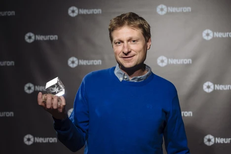 Laureát Ceny Neuron pro mladé vědce za rok 2016 - Petr Slavíček
