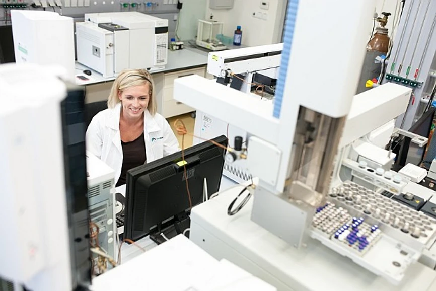 UniCRE: Analytické laboratoře